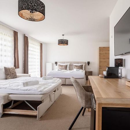 Casa Plus Villach Bagian luar foto