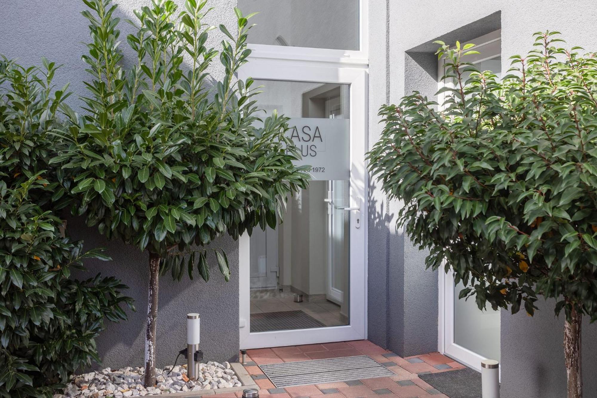 Casa Plus Villach Bagian luar foto