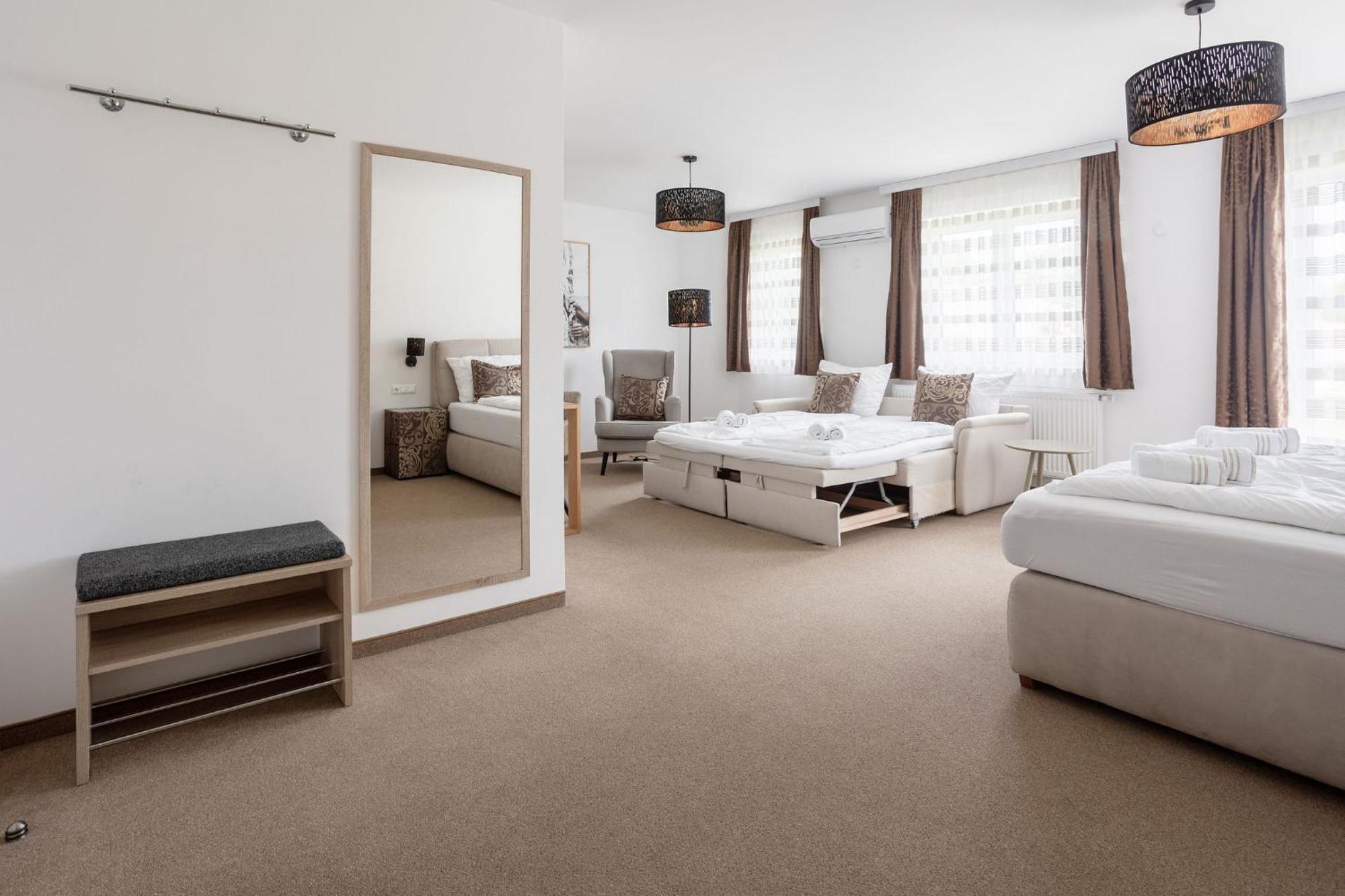 Casa Plus Villach Bagian luar foto