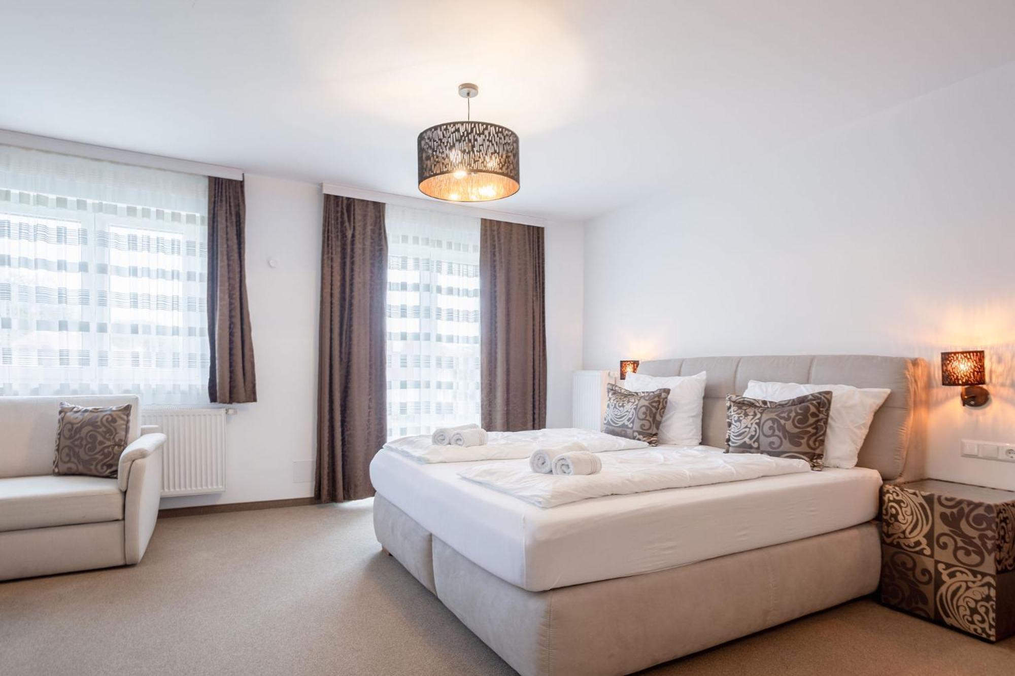 Casa Plus Villach Bagian luar foto