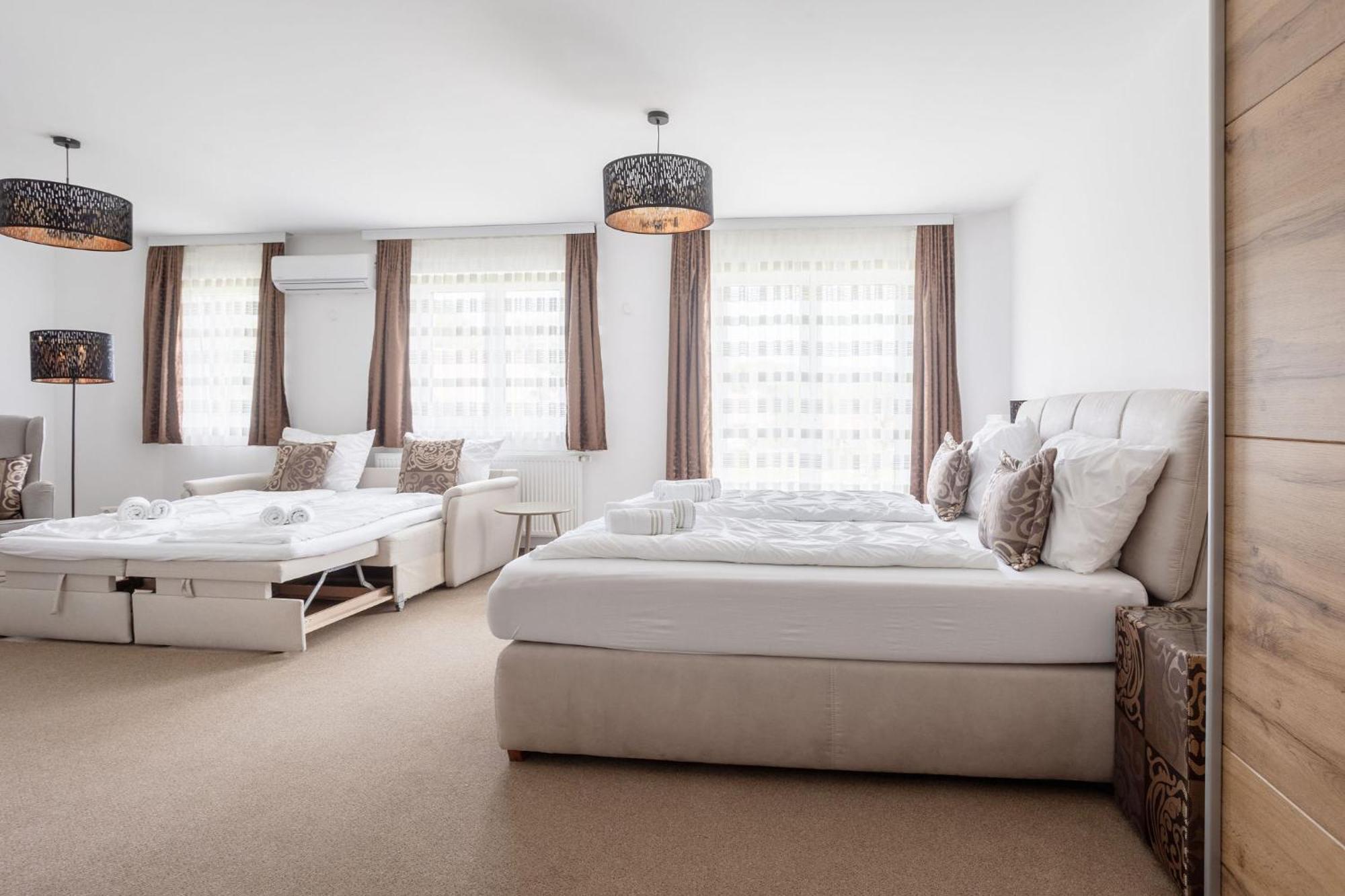 Casa Plus Villach Bagian luar foto