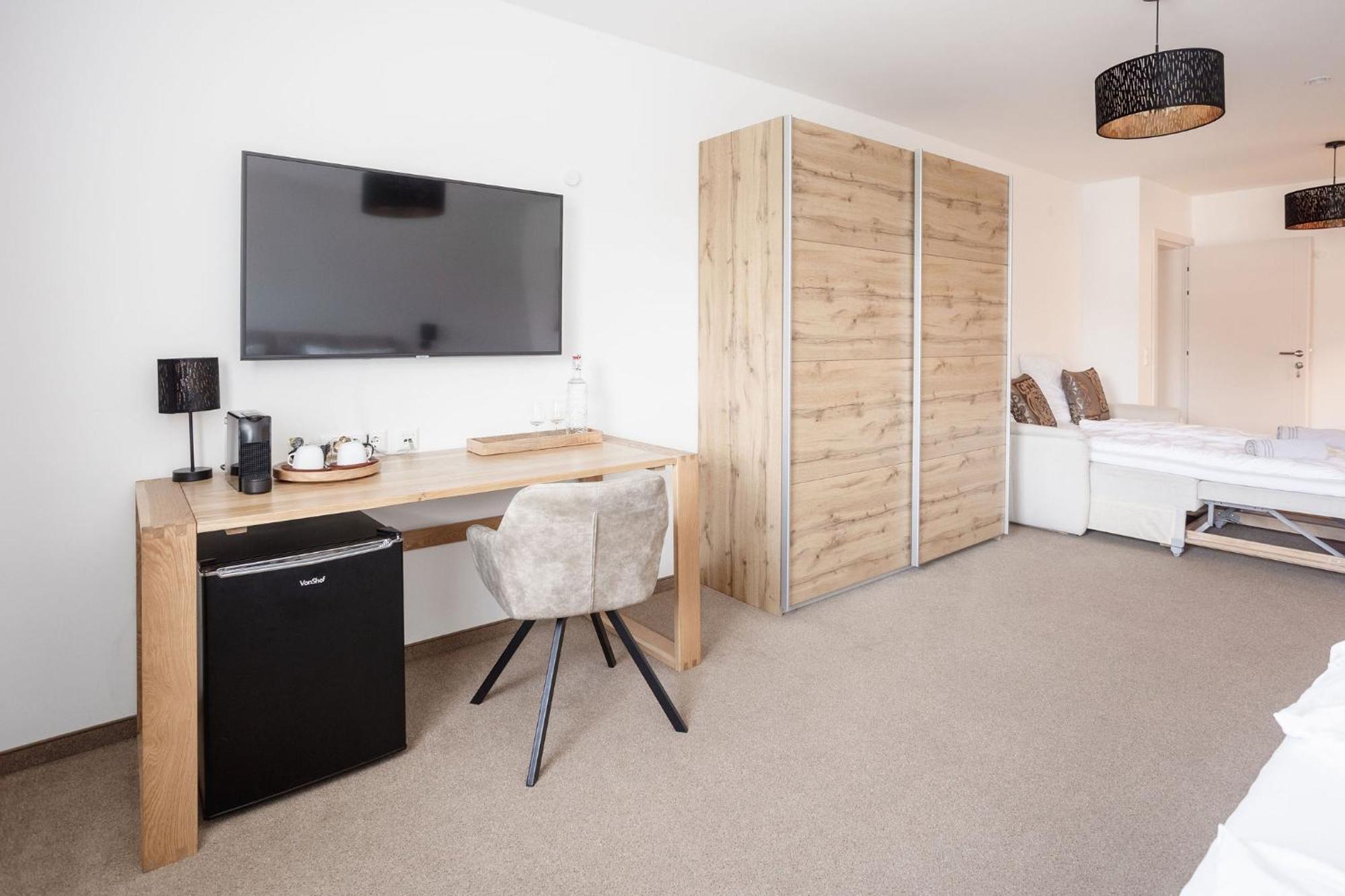 Casa Plus Villach Bagian luar foto