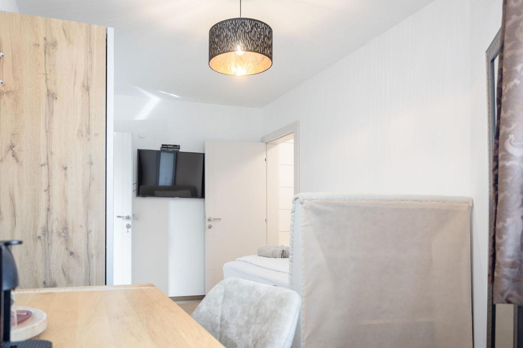Casa Plus Villach Bagian luar foto